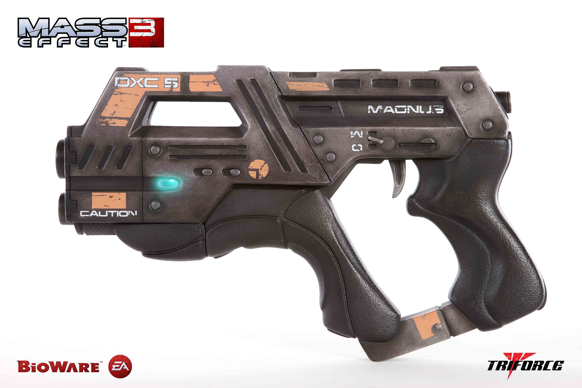 Triforce Makes At Scale Replicas Of Three Mass Effect Weapons Gamezone